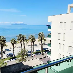 Me Qera Lungomare Mari Vlore